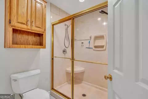 Bath - 116 Dundee Pass, Byron, GA 31008 photo 1 of 2