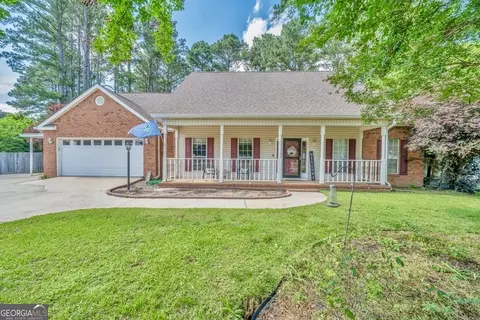 116 Dundee Pass, Byron, GA 31008