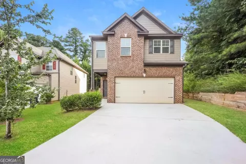 545 Offaly Ln, Atlanta, GA 30349