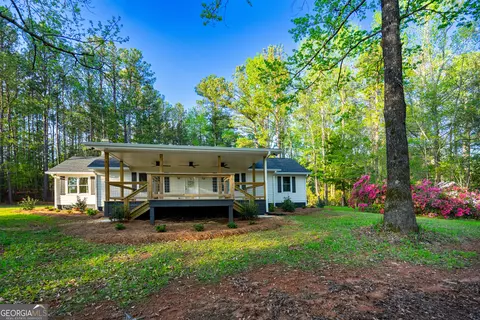2265 Mobley Bridge Rd, Hogansville, GA 30230