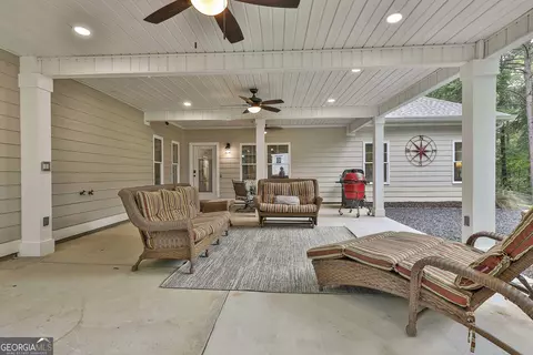 Exterior - 110 Chimney Ct, Lagrange, GA 30240 photo 10 of 15