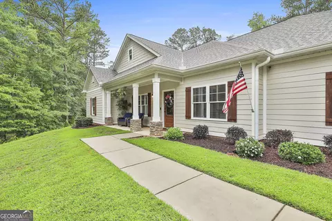 Exterior - 110 Chimney Ct, Lagrange, GA 30240 photo 5 of 15
