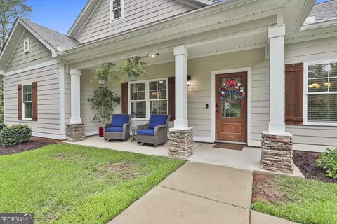 Exterior - 110 Chimney Ct, Lagrange, GA 30240 photo 6 of 15