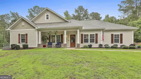 110 Chimney Ct, Lagrange, GA 30240