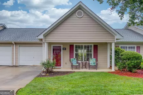 2984 Bentley Park Cir, Gainesville, GA 30504