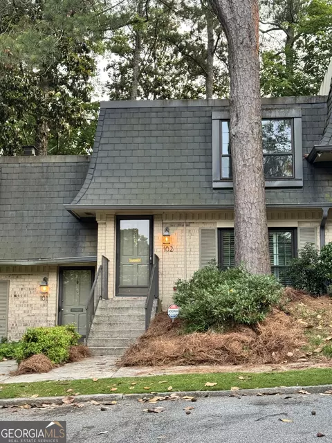 102 Adrian Pl NW, Atlanta, GA 30327