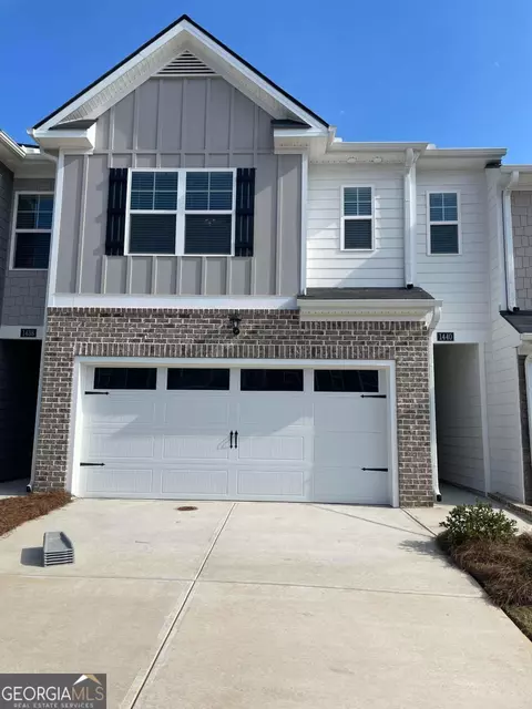 1315 Aura Ln, Lawrenceville, GA 30045
