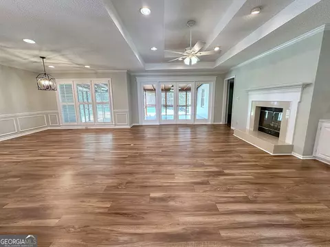 Living - 101 Kenwood Dr, Lagrange, GA 30241 photo 1 of 8