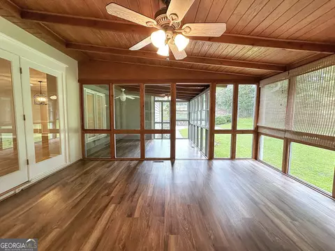 Exterior - 101 Kenwood Dr, Lagrange, GA 30241 photo 4 of 10