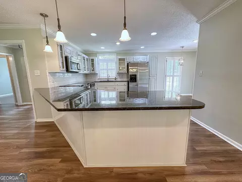 Kitchen - 101 Kenwood Dr, Lagrange, GA 30241 photo 1 of 5