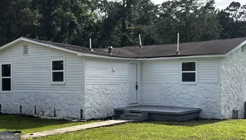 Exterior - 328 Whitaker Rd, Lagrange, GA 30240 photo 2 of 2