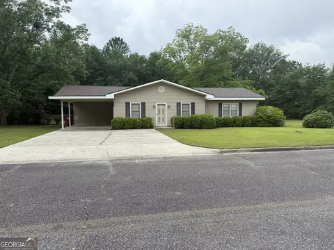 5841 Fitzgerald St, Eastman, GA 31023