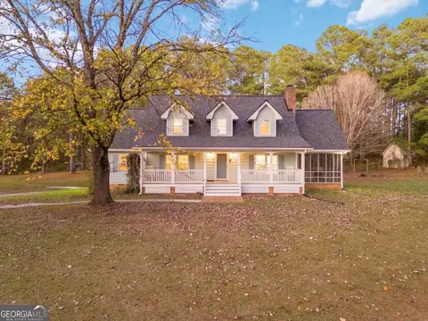 935 Old Loganville Rd, Loganville, GA 30052