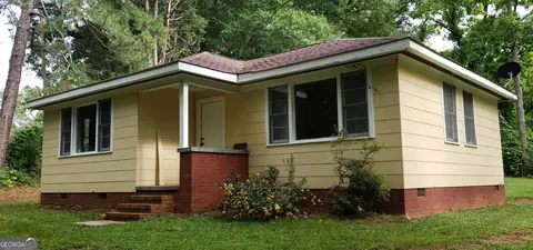 100 Holmes St, Hogansville, GA 30230