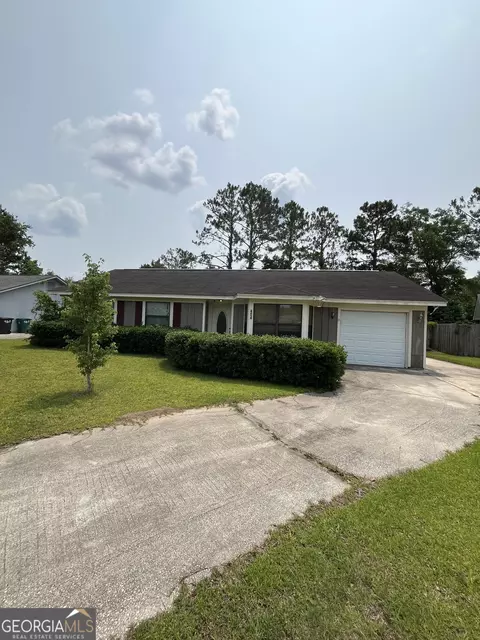 404 Westgate Cir, Saint Marys, GA 31558