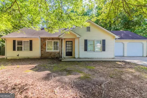22 Welcome Wood Dr, Newnan, GA 30263
