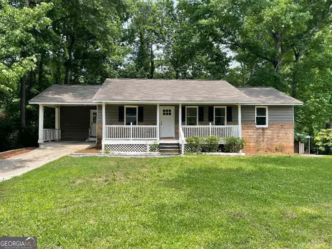 1193 Roscoe Rd, Newnan, GA 30263