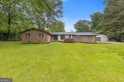 679 Creek View Dr, Lawrenceville, GA 30044