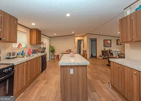 Kitchen - 2614 Defoor Rd, Toccoa, GA 30577 photo 2 of 2