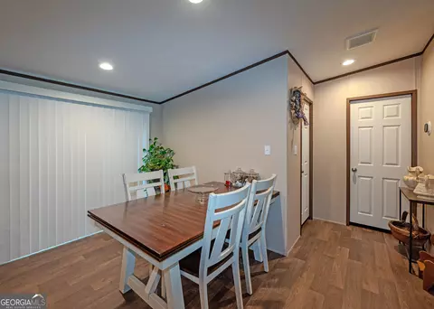 Dining - 2614 Defoor Rd, Toccoa, GA 30577 photo 1 of 1