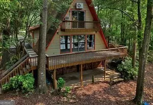 155 Collins Rd, Lavonia, GA 30553