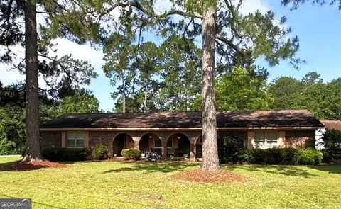5889 Angela Pl, Macon, GA 31216