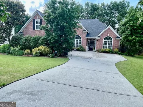 1902 Commons View Cir, Snellville, GA 30078