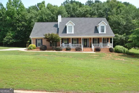 500 Hayfield Ct, Locust Grove, GA 30248