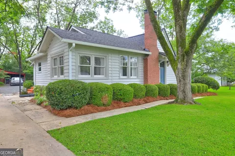926 Thomaston St, Barnesville, GA 30204 photo 2