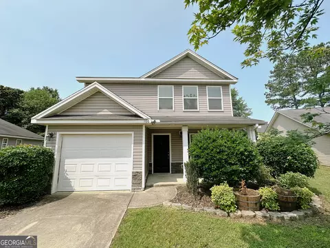 166 Sourwood Ln, Warner Robins, GA 31093