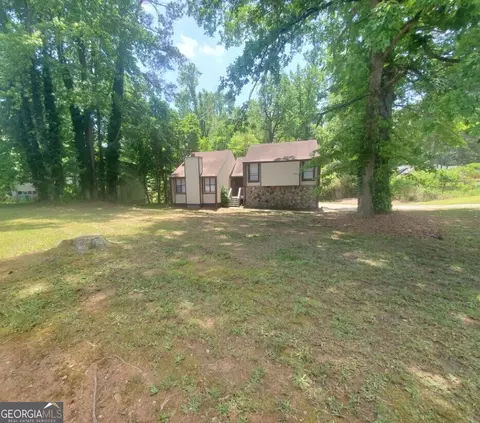 366 Montgomery Pl, Jonesboro, GA 30238