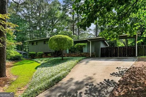3408 Chestnut Dr, Doraville, GA 30340