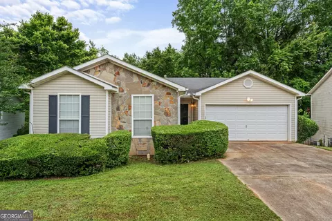 520 Lakecourt Dr, Mcdonough, GA 30253