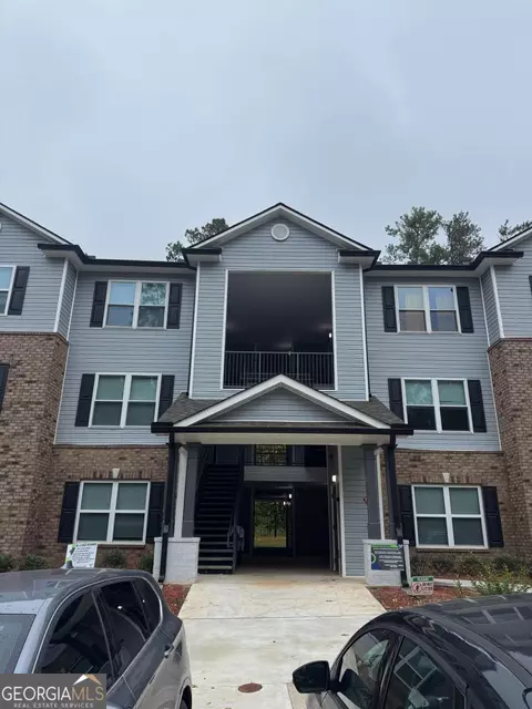 3204 Fairington Village Dr, Lithonia, GA 30038