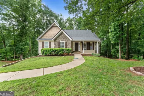 108 Springbrook Ct, Jefferson, GA 30549