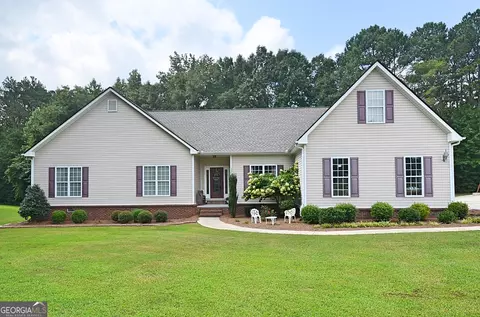2204 Happy Hollow Ct SE, Conyers, GA 30094