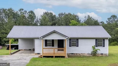 216 Brittney Dr SE, Calhoun, GA 30701