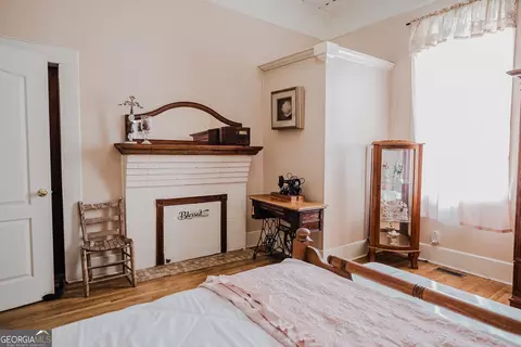 Bedroom - 428 Elm St, Barnesville, GA 30204 photo 5 of 16