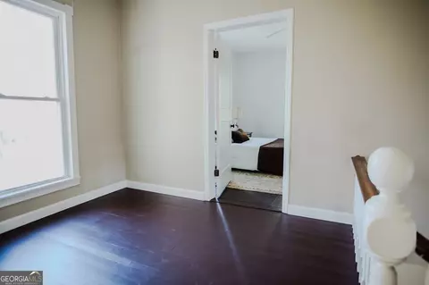 Entry Way - 428 Elm St, Barnesville, GA 30204 photo 11 of 16
