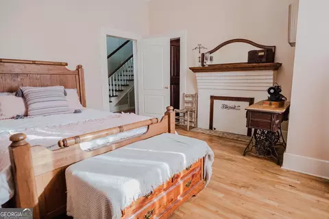 Bedroom - 428 Elm St, Barnesville, GA 30204 photo 6 of 16