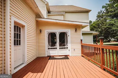 Exterior - 428 Elm St, Barnesville, GA 30204 photo 10 of 11