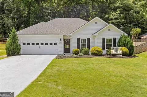 8880 Pine Tree Cir, Gainesville, GA 30506