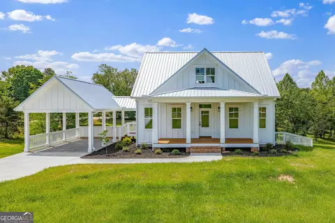 397 Roper Dr, Clarkesville, GA 30523