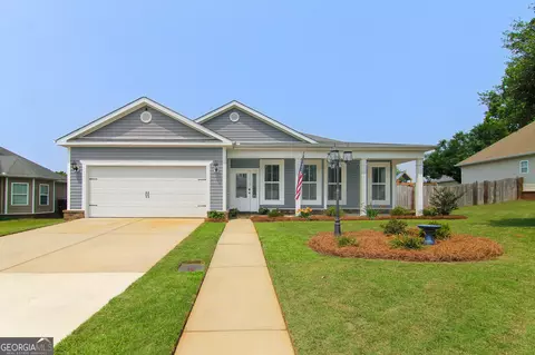 207 Piedmont Ln, Bonaire, GA 31005