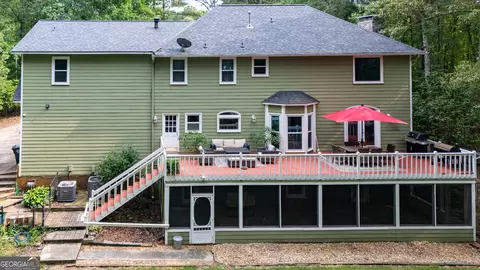 Exterior - 3010 White Oak Ct, Lagrange, GA 30240 photo 11 of 14