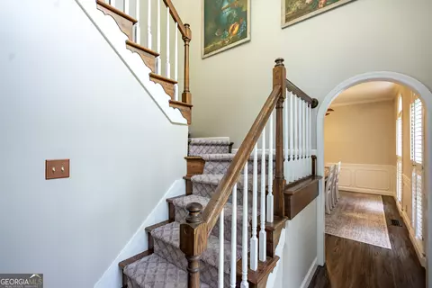 Entry Way - 3010 White Oak Ct, Lagrange, GA 30240 photo 2 of 4