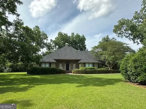 4501 Wellington Woods Dr, Hahira, GA 31632