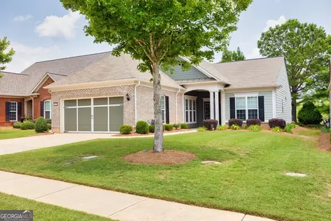 6643 Fawn Meadow Ln, Hoschton, GA 30548