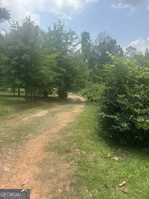 Exterior - 94 Payne Ln, Carnesville, GA 30521 photo 2 of 5