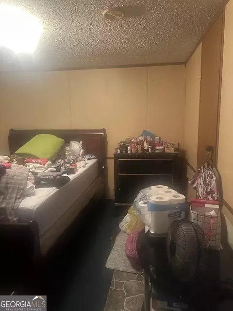 Bedroom - 94 Payne Ln, Carnesville, GA 30521 photo 3 of 4